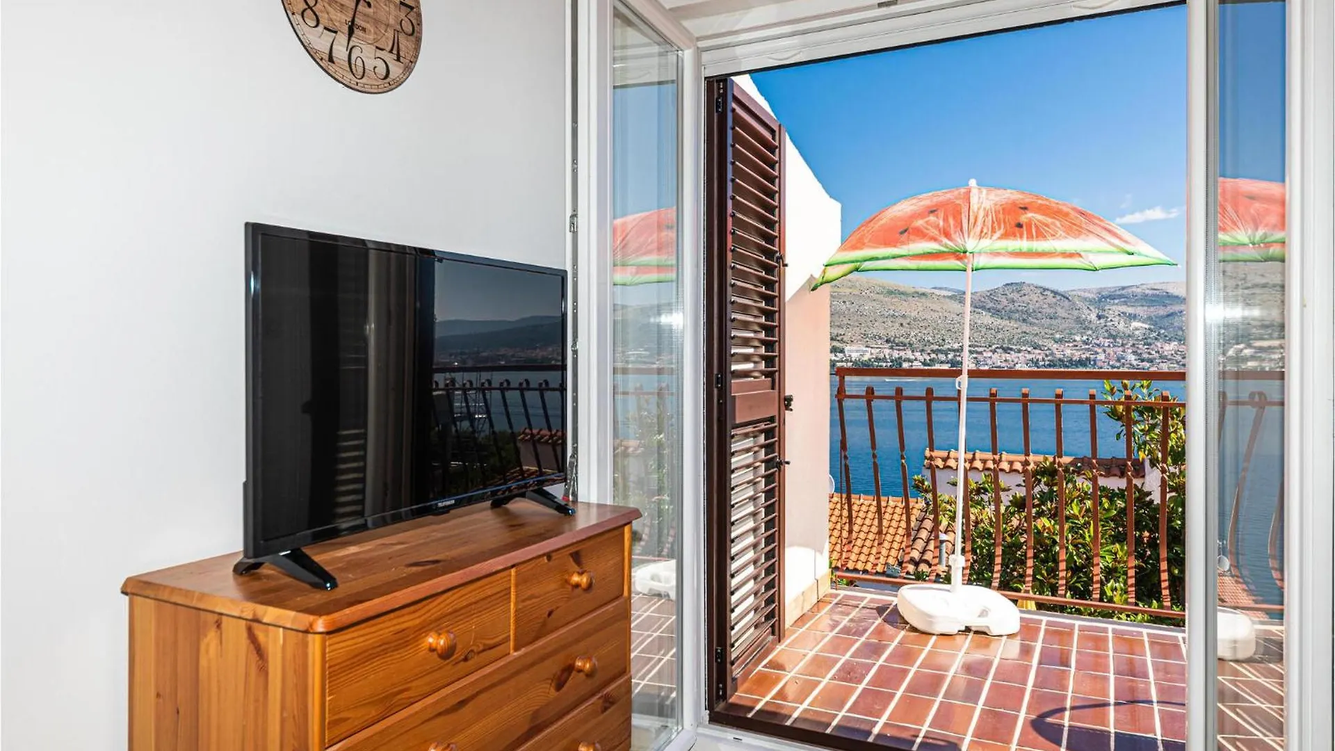 1 Bedroom Gorgeous Apartment In Okrug Donji Donji Okrug   Donji Okrug (Ciovo)